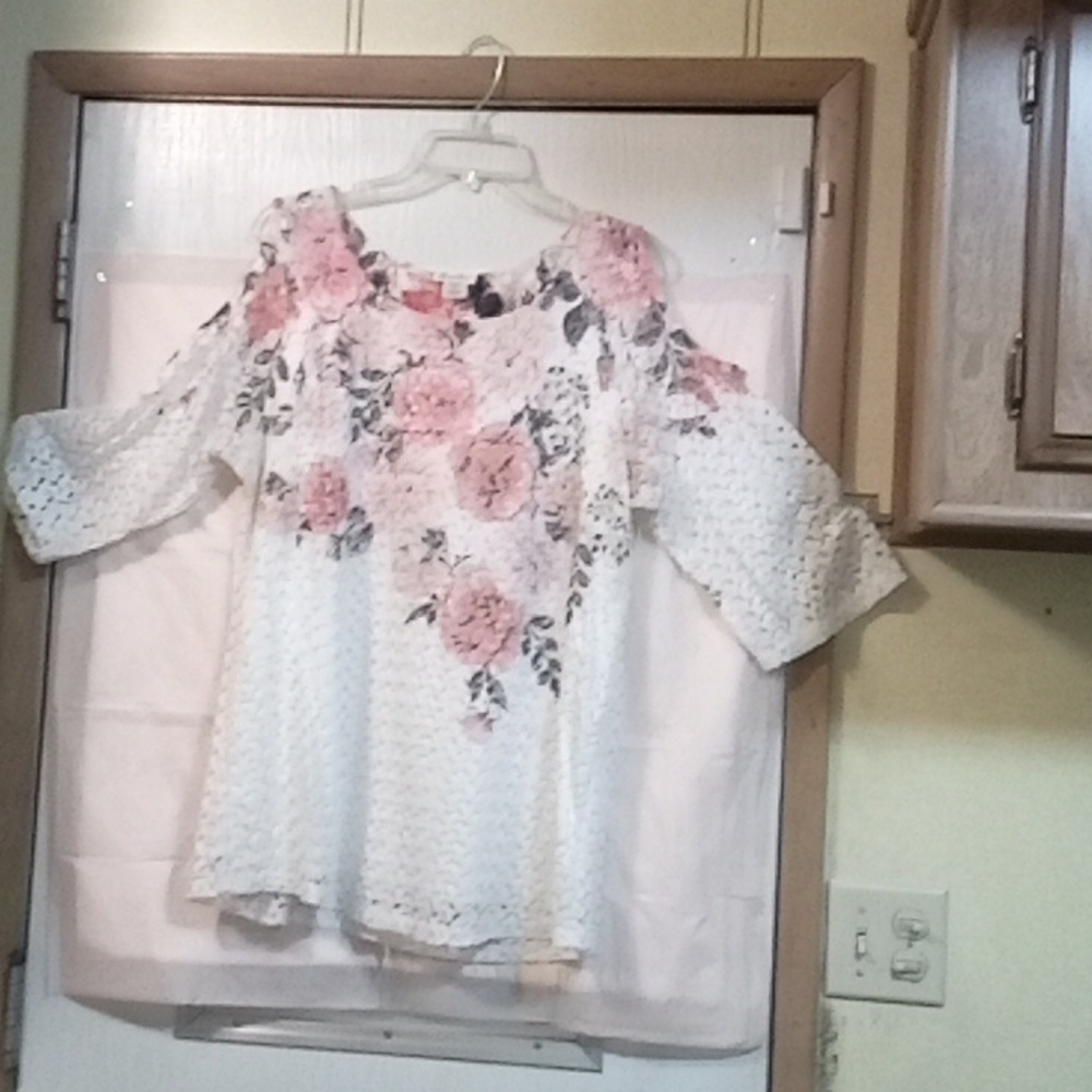 Brittany Black Floral Lace Blouse